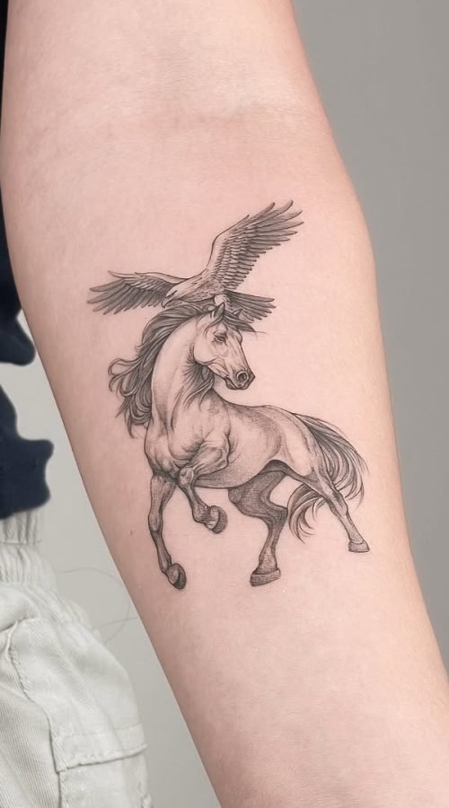 Primeira tatuagem da Bia 🥹✨Projeto que não costume fazer, mas agora eu estou viciadaaaaaaaBia e